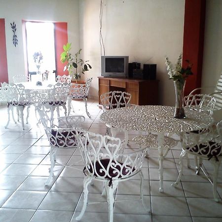 Hotel Los Balcones Parras de la Fuente Dış mekan fotoğraf