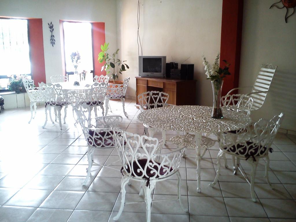 Hotel Los Balcones Parras de la Fuente Dış mekan fotoğraf